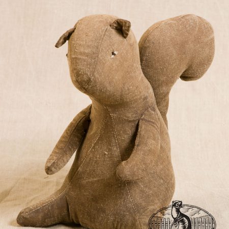 Large squirrel design by Tish Bachleda